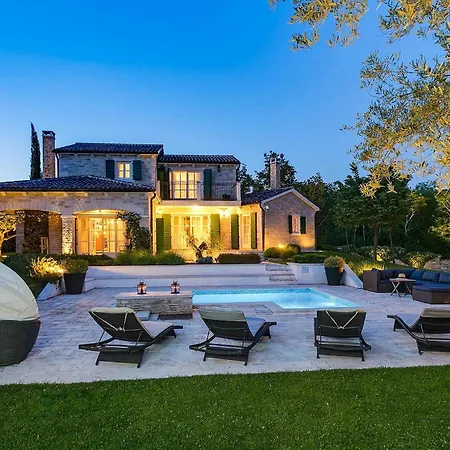 Experience Holiday home